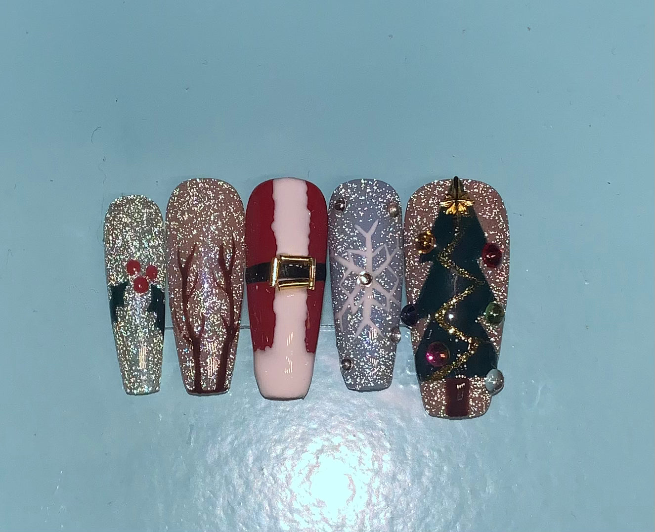 Feels Like Christmas Press On Nails