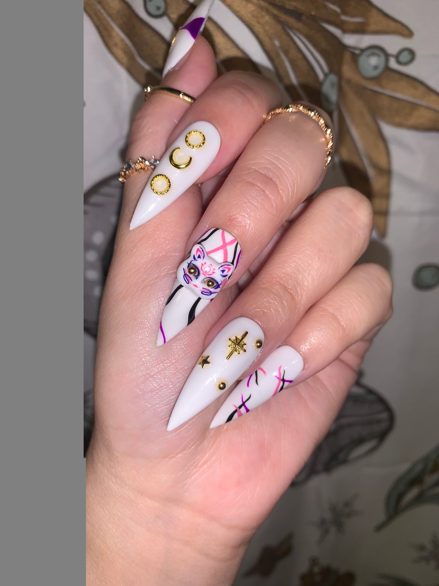 Black & White Kitsune Press On Nails