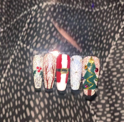 Feels Like Christmas Press On Nails